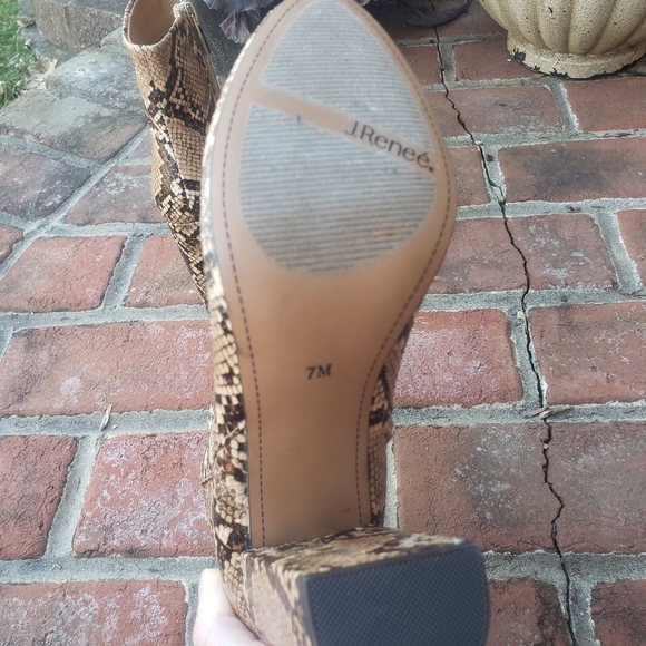 New snake skin print J Renee booties - Picture 7 of 14